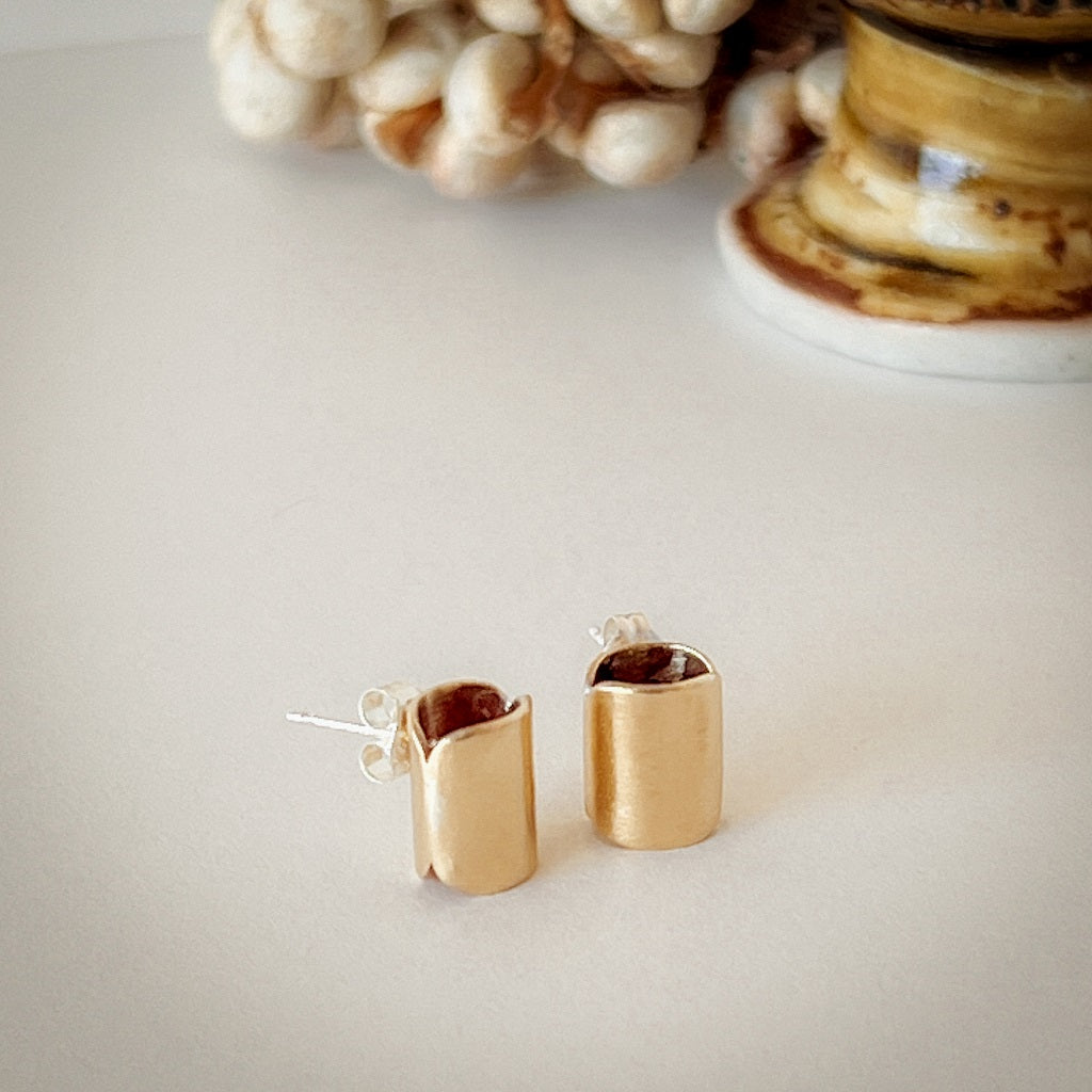 Arrotolata Earrings - Matte Brass